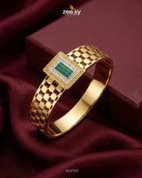 Green Gem Golden Cuff Bracelet Bracelet - Zeesy Jewellery Pakistan | Premium Artificial & Imitation Jewellery