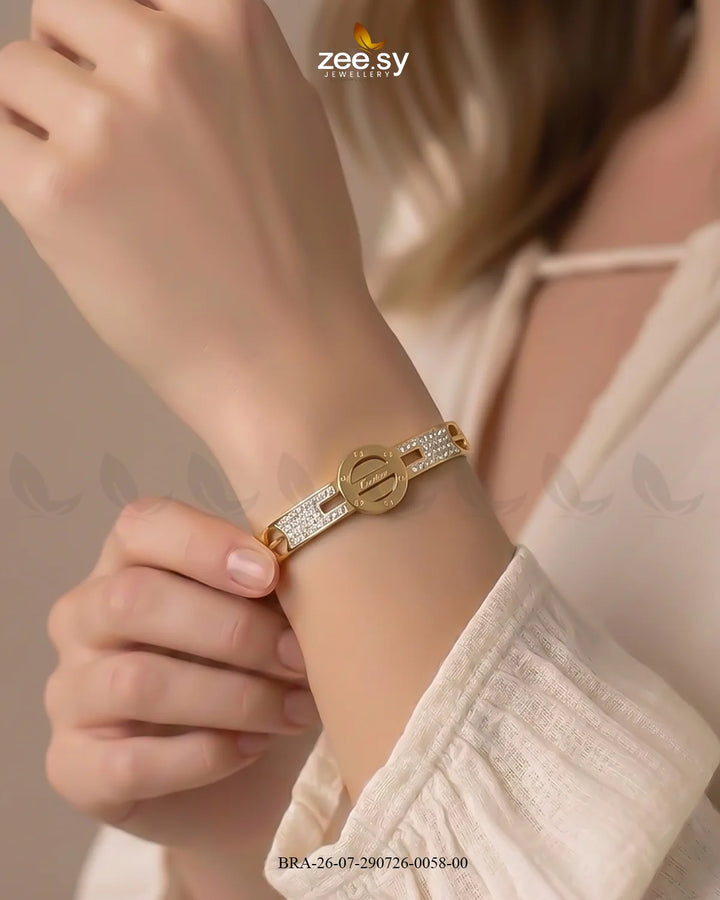 Iconic Crystal Circular Medallion Bracelet Bracelet - Zeesy Jewellery Pakistan | Premium Artificial & Imitation Jewellery