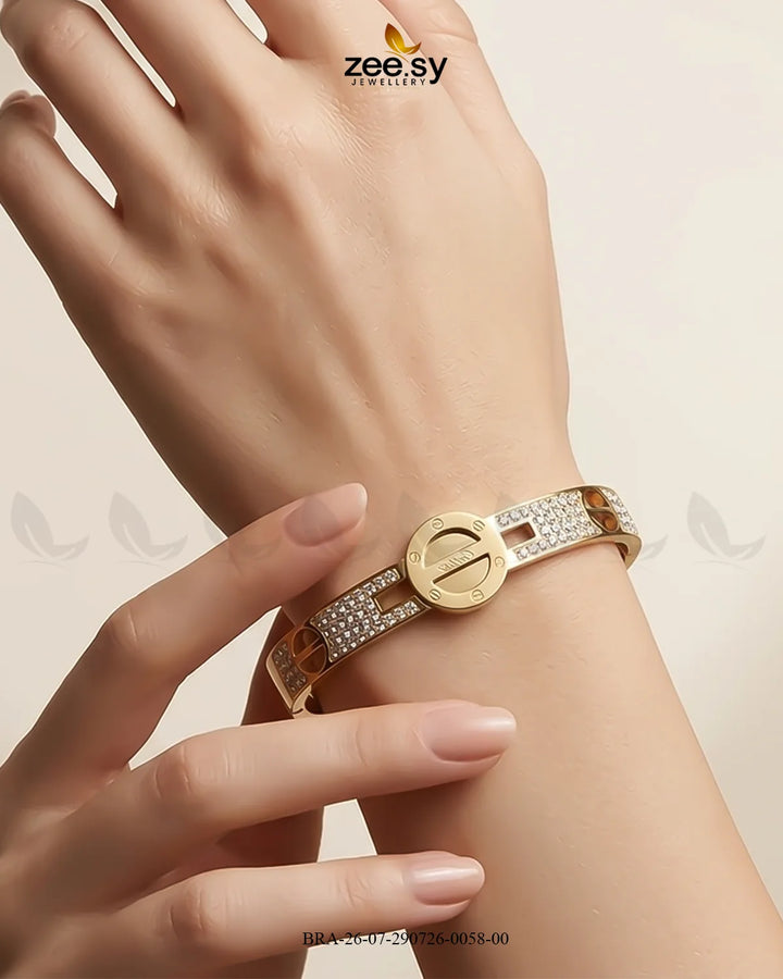 Iconic Crystal Circular Medallion Bracelet Bracelet - Zeesy Jewellery Pakistan | Premium Artificial & Imitation Jewellery