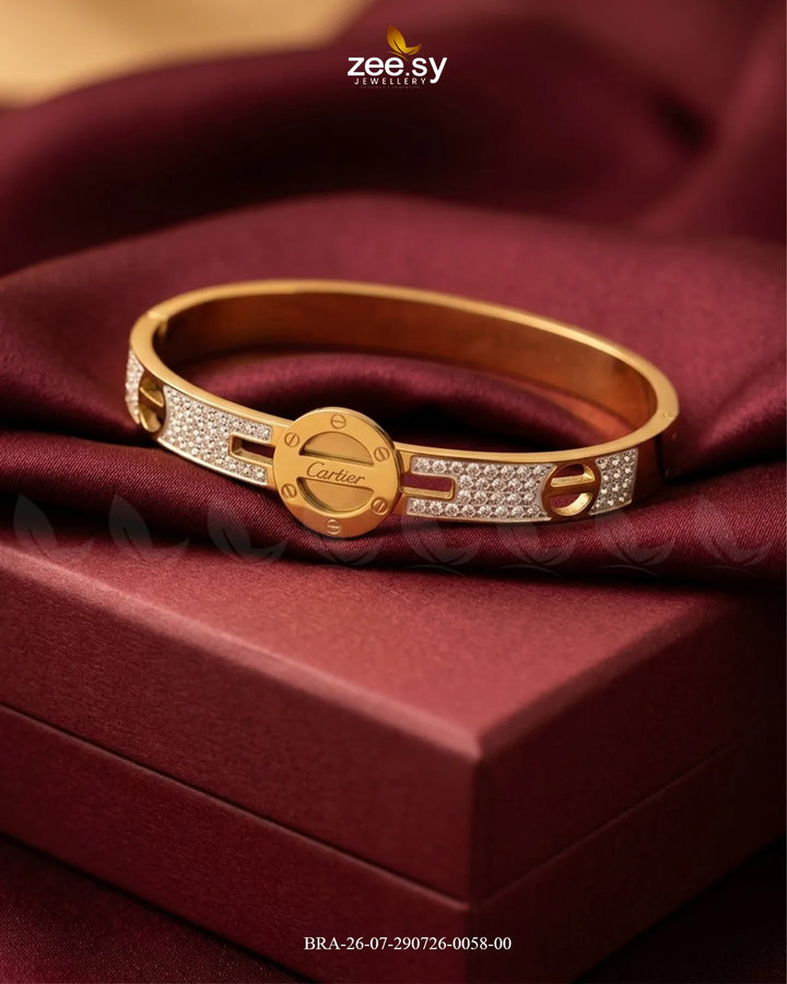 Iconic Crystal Circular Medallion Bracelet Bracelet - Zeesy Jewellery Pakistan | Premium Artificial & Imitation Jewellery