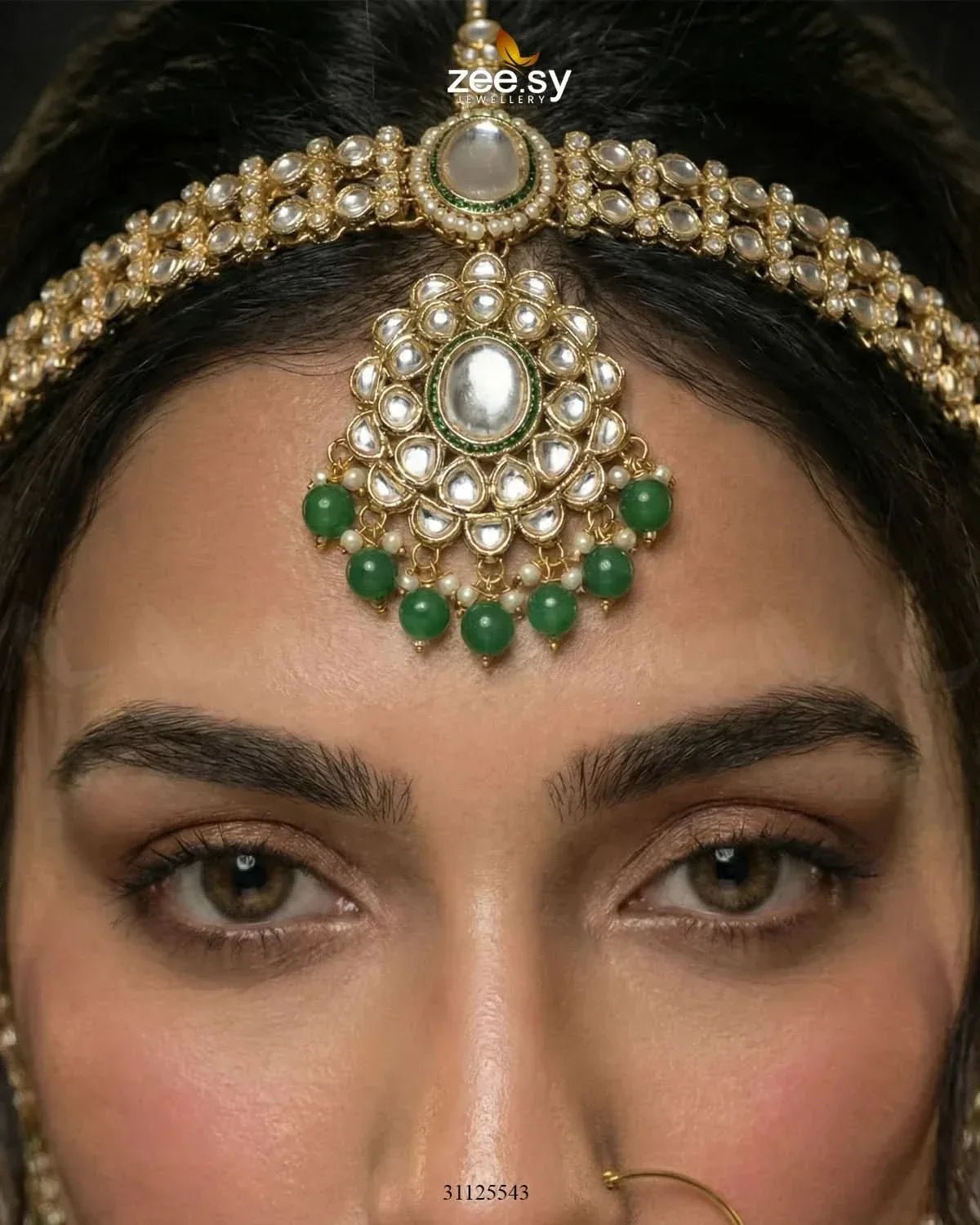 Jeweled Traditionnal Grand Bridal Set - Zeesy.pk