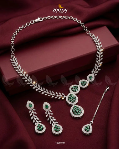 Leafy Vine AD Necklace Set