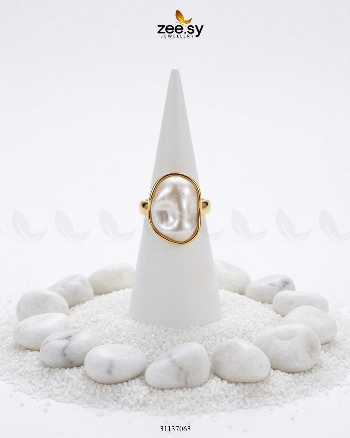 Luminous Baroque Gilded Molten Ring