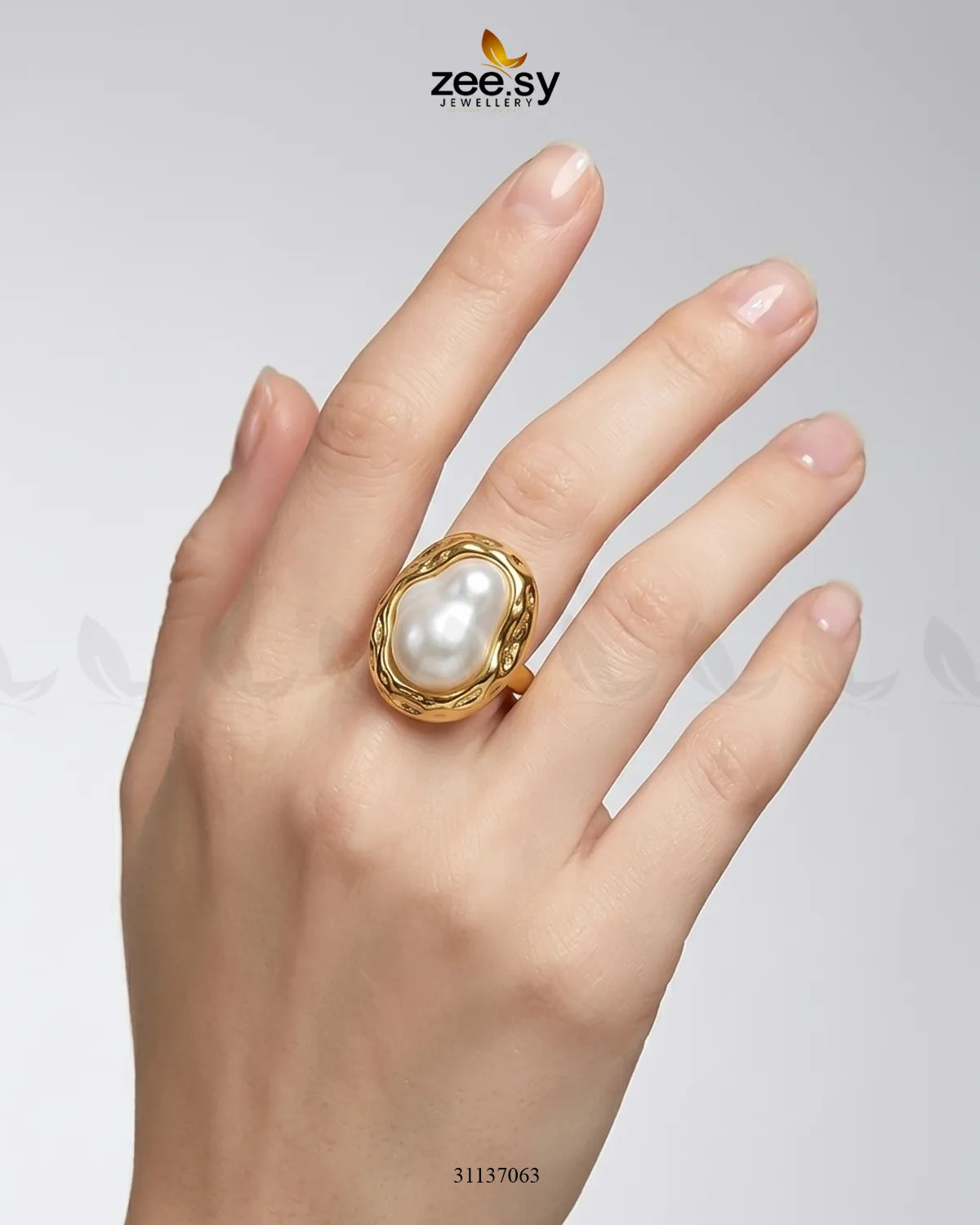 Luminous Baroque Gilded Molten Ring Finger Ring - Zeesy Jewellery Pakistan | Premium Artificial & Imitation Jewellery