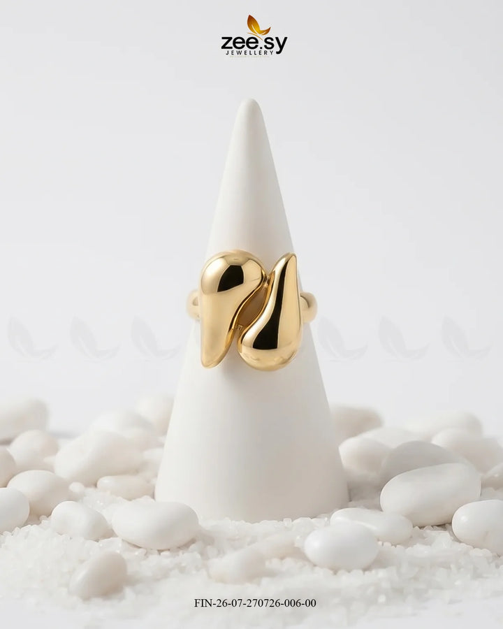 Luxe Double Melted Shell Ring Finger Ring - Zeesy Jewellery Pakistan | Premium Artificial & Imitation Jewellery