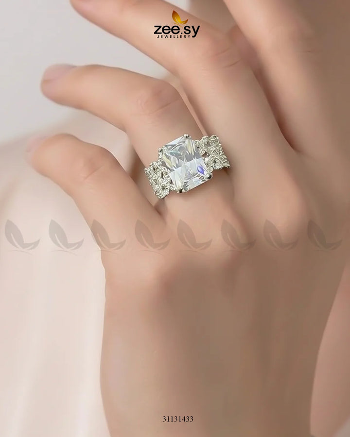 Luxurious Uncut Bold Stone Ring Finger Ring - Zeesy Jewellery Pakistan | Premium Artificial & Imitation Jewellery
