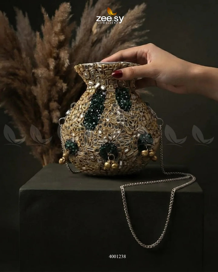 Luxury Kundan Potli Clutch Bag ACCESSORIES - Zeesy Jewellery Pakistan | Premium Artificial & Imitation Jewellery
