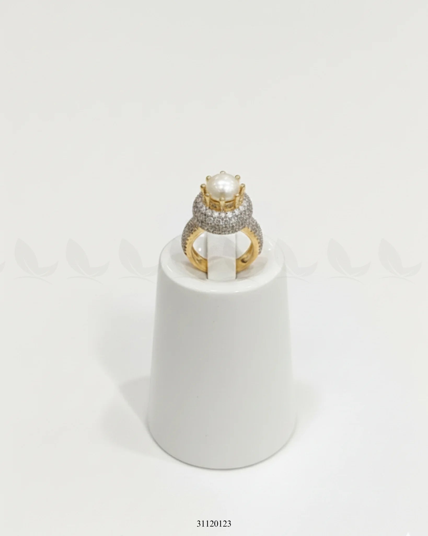 Majestic Double Halo Crown Ring Pearl - Zeesy Jewellery