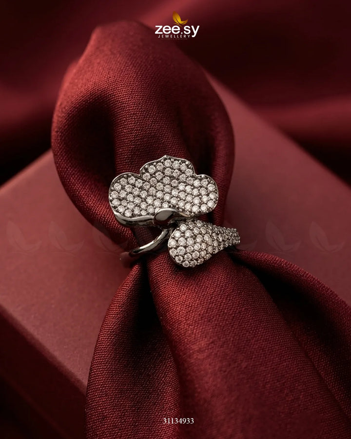 Metallic Statement Gemstone Ring