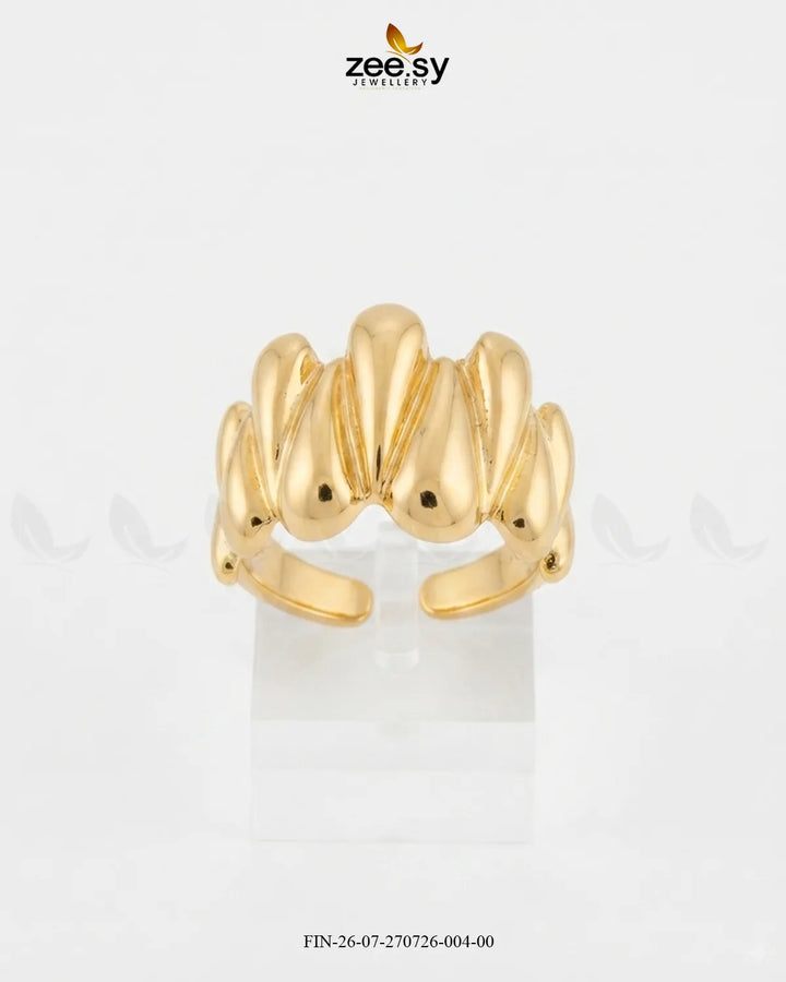 Modern Fluted Organic Cocktail Ring