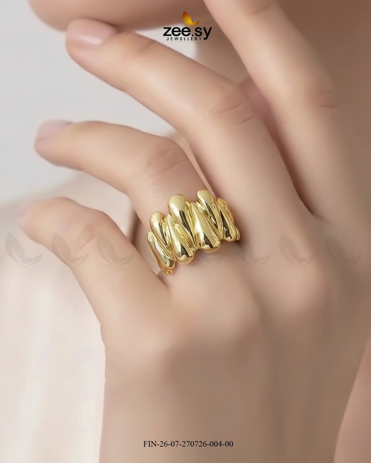 Modern Fluted Organic Cocktail Ring