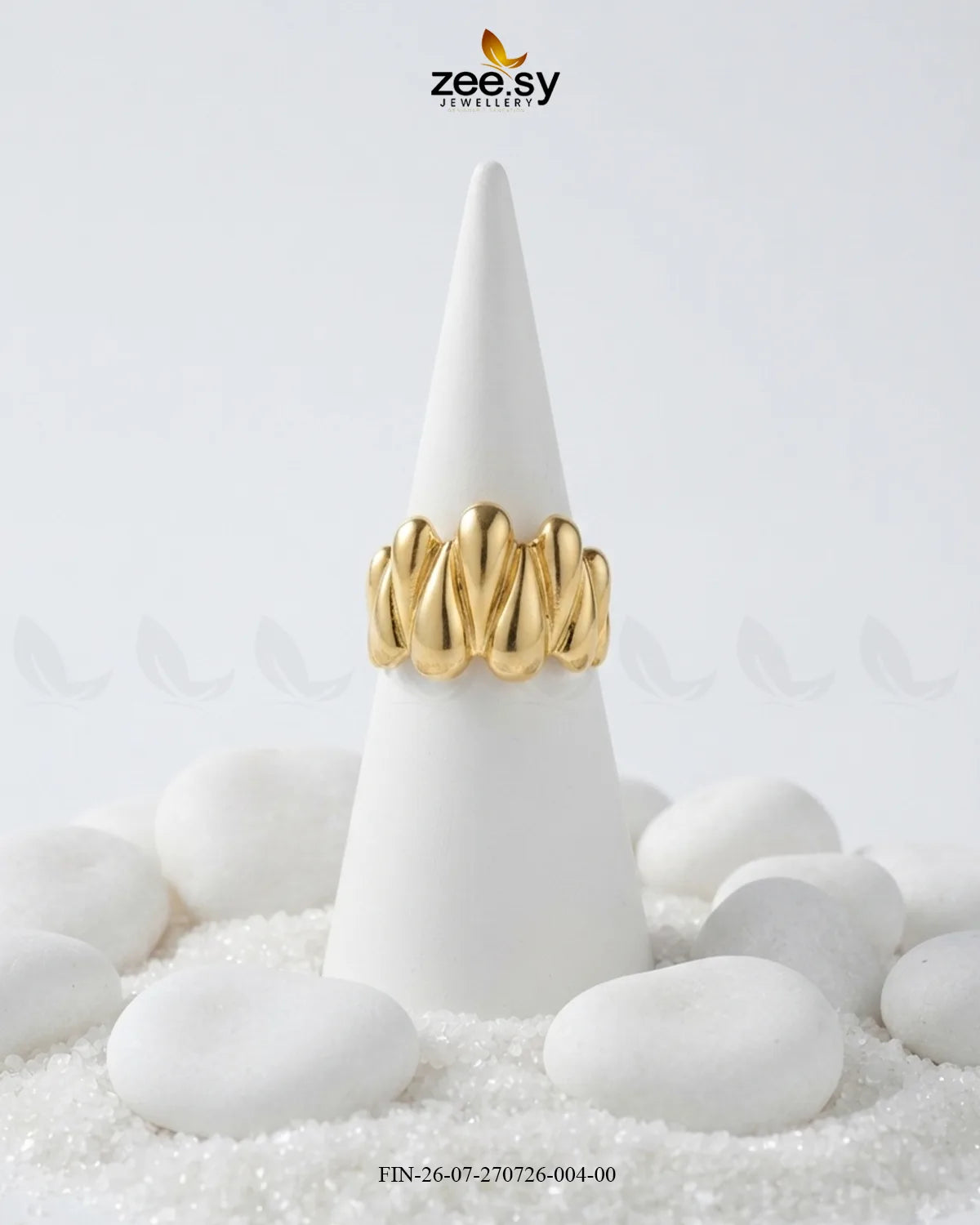 Modern Fluted Organic Cocktail Ring