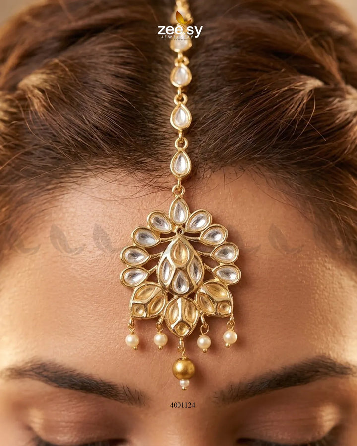 Ornate Pearl Droplet Necklace Set
