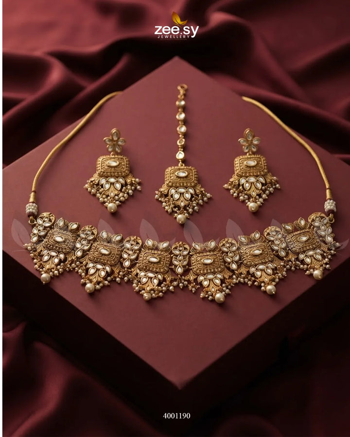 Ornate Gilded Trefoil Necklace Golden Pearl choker - Zeesy Jewellery Pakistan | Premium Artificial & Imitation Jewellery