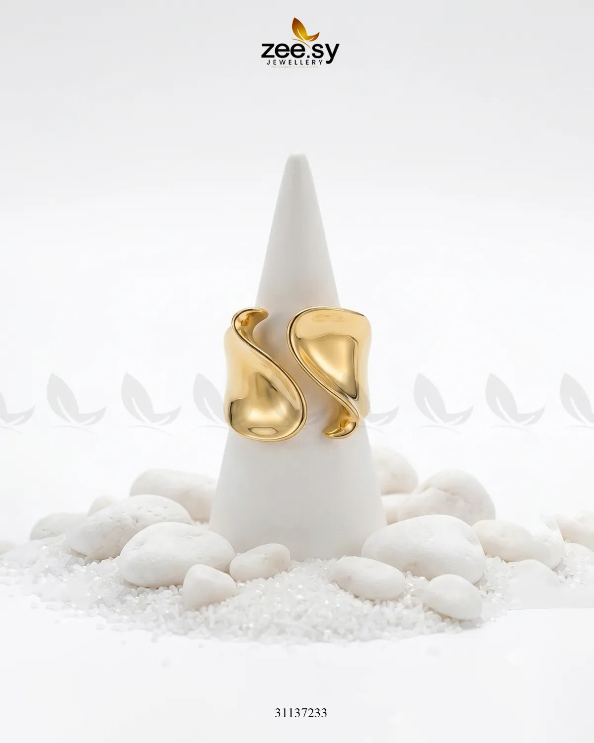 Parisian Sculpted Liquid Gold Ring Finger Ring - Zeesy Jewellery Pakistan | Premium Artificial & Imitation Jewellery