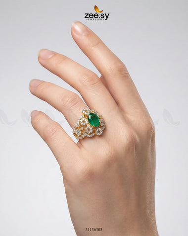 Queen Bold Stone Cluster Ring Finger Ring - Zeesy Jewellery Pakistan | Premium Artificial & Imitation Jewellery