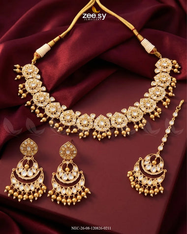 Refined Kundan Pearls Necklace Set