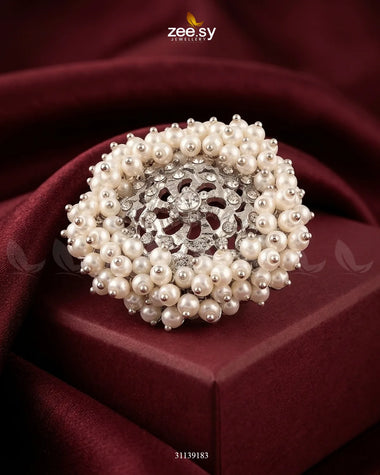 Regal Pearl Floral Ring Silver Finger Ring - Zeesy Jewellery Pakistan | Premium Artificial & Imitation Jewellery