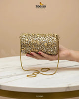 Rich Leaf Vine Clutch Bag - Zeesy.pk