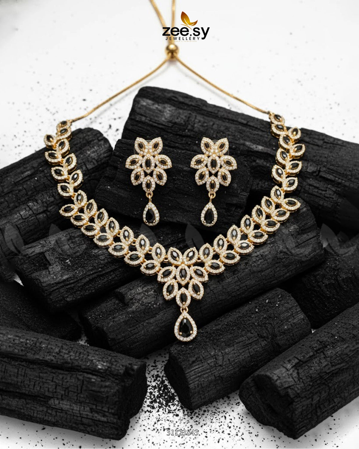 Rich Heritage Stream Necklace Set Golden Black - Zeesy Jewellery
