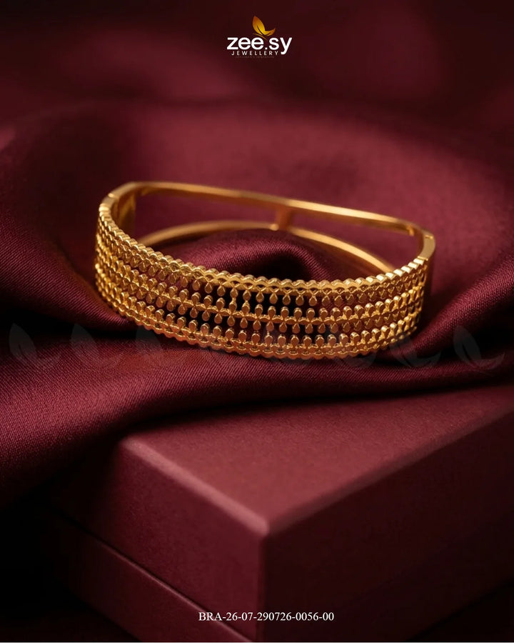 Screw Disc Pave Hinged Bracelet Bracelet - Zeesy Jewellery Pakistan | Premium Artificial & Imitation Jewellery