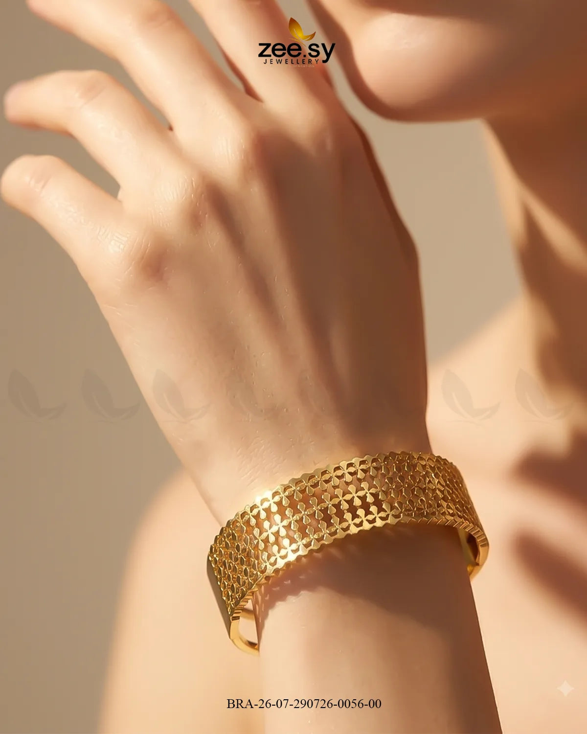 Screw Disc Pave Hinged Bracelet Bracelet - Zeesy Jewellery Pakistan | Premium Artificial & Imitation Jewellery
