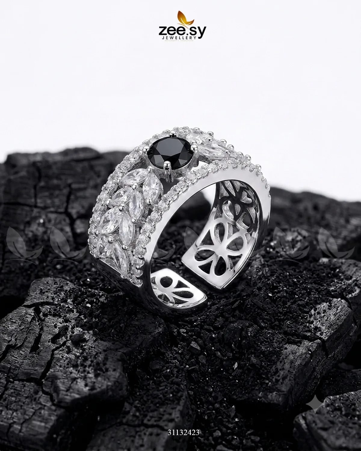 Silver Bloom Leaf Stone Ring Silver Black Finger Ring - Zeesy Jewellery Pakistan | Premium Artificial & Imitation Jewellery
