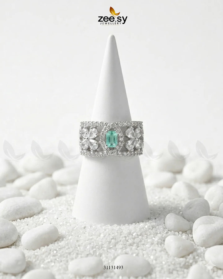 Silver Royal Oval Stone Ring Finger Ring - Zeesy Jewellery Pakistan | Premium Artificial & Imitation Jewellery
