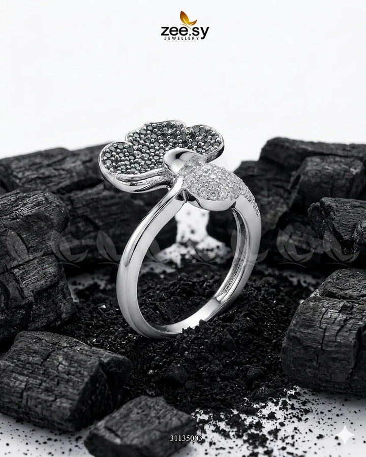 Silver Statement Gemstone Ring Finger Ring - Zeesy Jewellery Pakistan | Premium Artificial & Imitation Jewellery