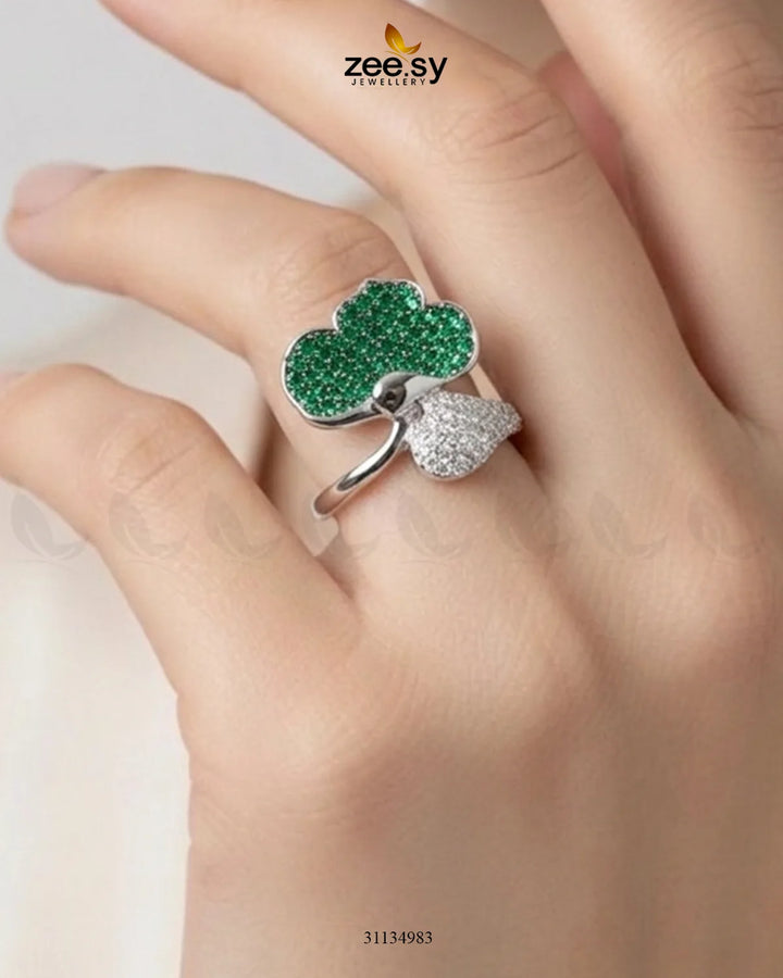 Silver Statement Gemstone Ring Finger Ring - Zeesy Jewellery Pakistan | Premium Artificial & Imitation Jewellery
