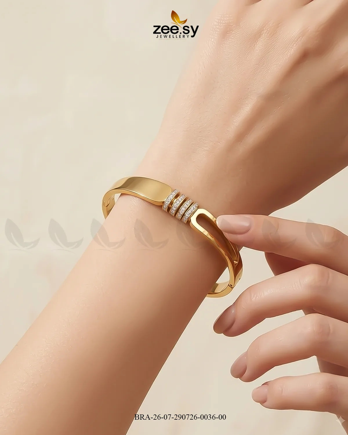 Sleek Triple Band Crystal Bracelet Bracelet - Zeesy Jewellery Pakistan | Premium Artificial & Imitation Jewellery