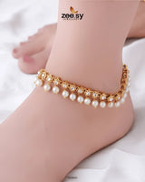 The Umika Anklets are a perfect mix of grace and sophistication. Designed with intricate detailing, they add a touch of elegance to any outfit, making them ideal for both daily wear and special occasions.