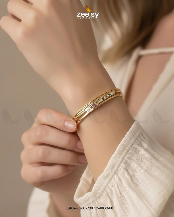 Versa Mesh Gemstone Bracelet