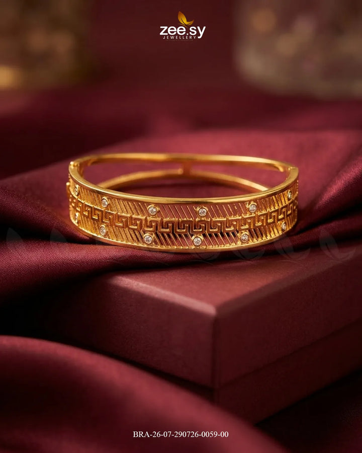 Versa Mesh Crystal Cuff Bracelet