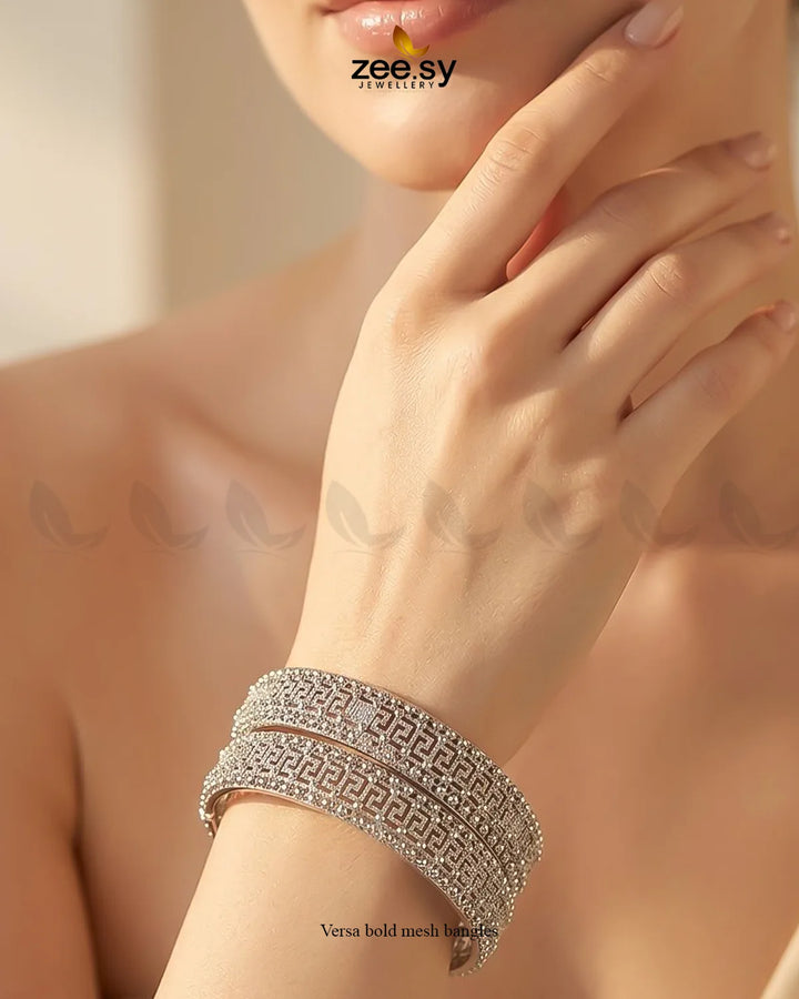 Versa Bold Mesh Bangles