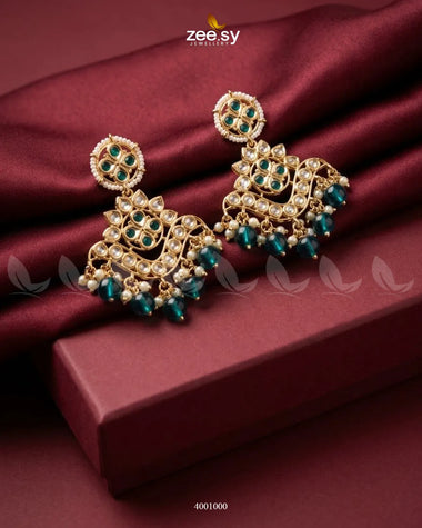 Verve Droplet Kundan Earring