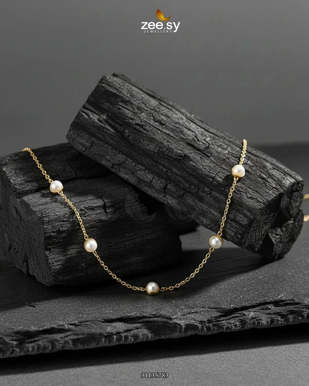 Vintage Faux Pearl Chain - Zeesy.pk