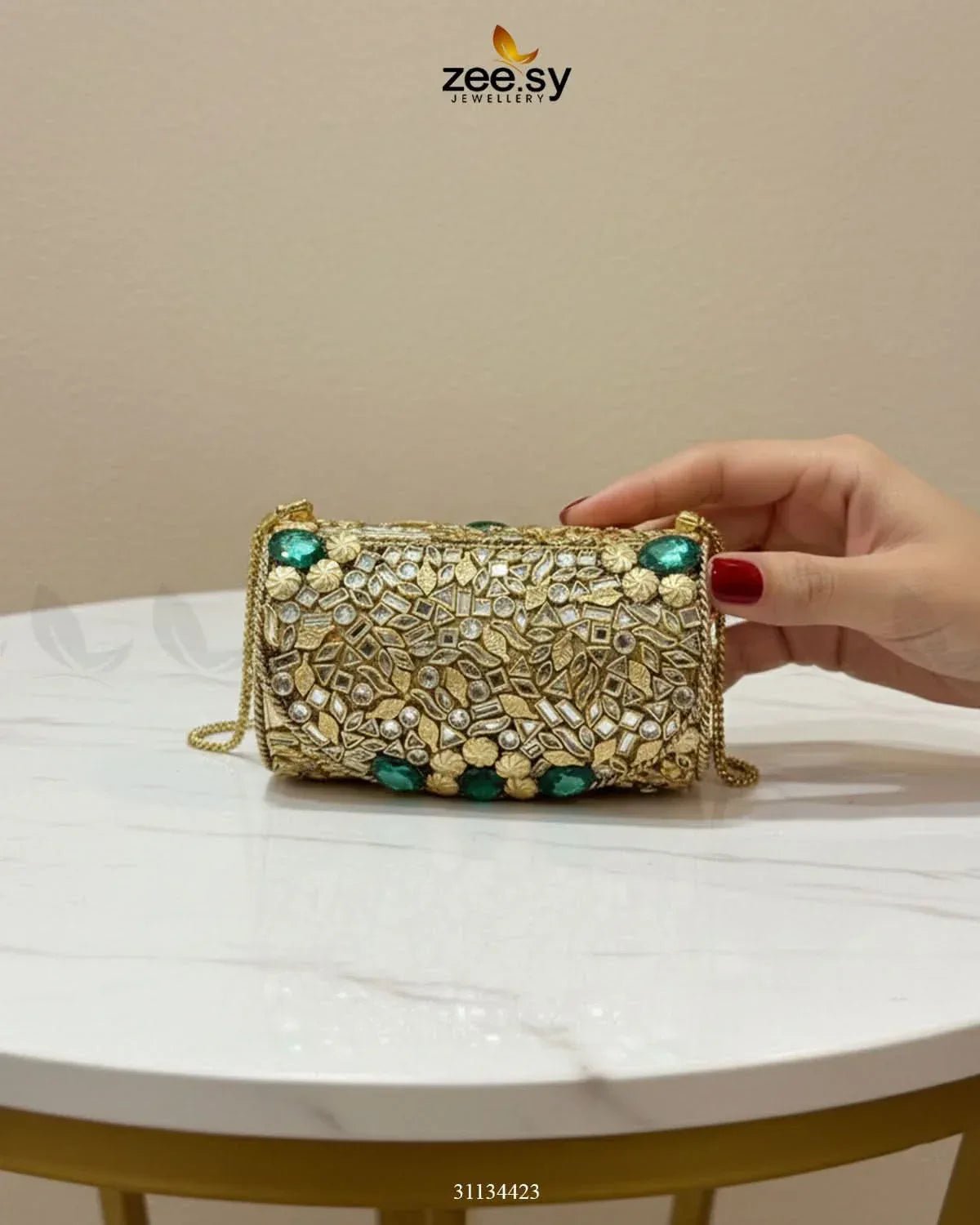 Bella Ferozah Leaf Clutch Bag ACCESSORIES - Zeesy Jewellery Pakistan | Premium Artificial & Imitation Jewellery