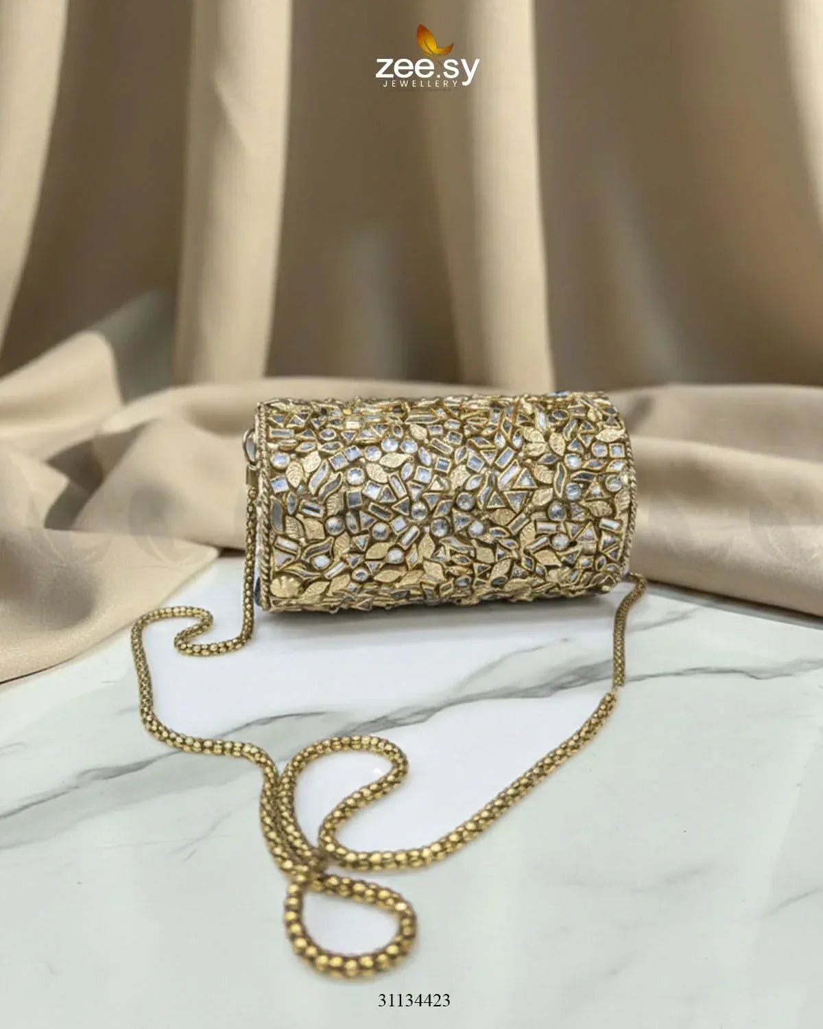 Bella Ferozah Leaf Clutch Bag ACCESSORIES - Zeesy Jewellery Pakistan | Premium Artificial & Imitation Jewellery