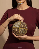 Golden Crosshatch Gem Clutch Bag ACCESSORIES - Zeesy Jewellery Pakistan | Premium Artificial & Imitation Jewellery