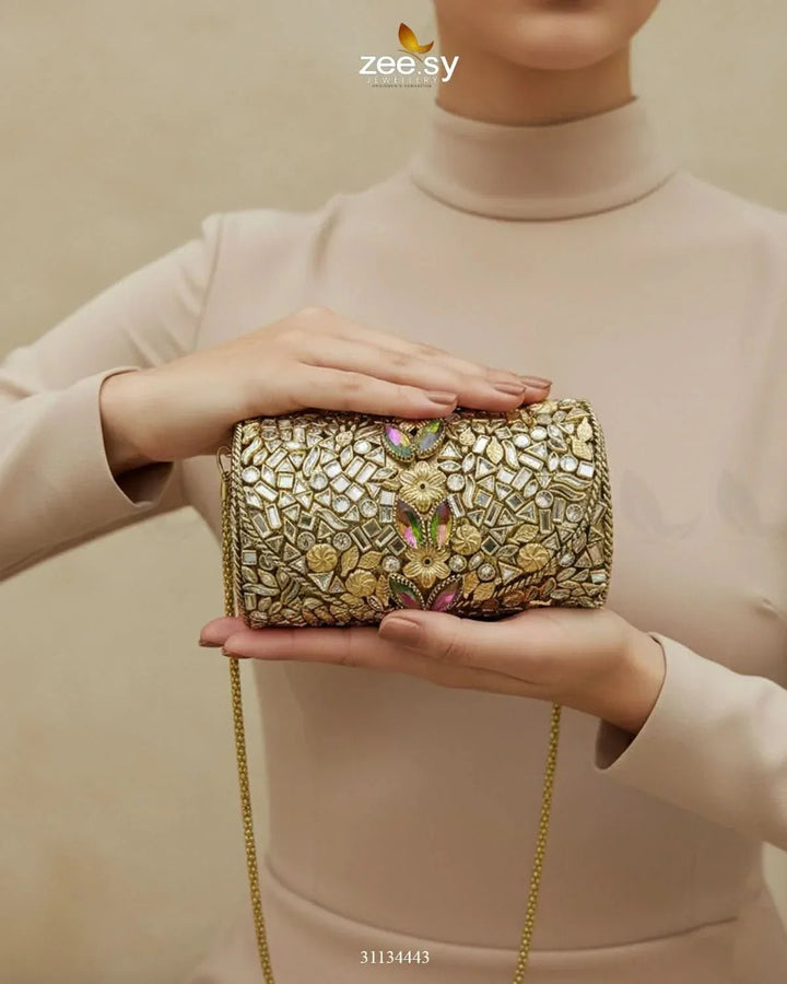 Royal Heritage Floral Clutch Bag ACCESSORIES - Zeesy Jewellery Pakistan | Premium Artificial & Imitation Jewellery