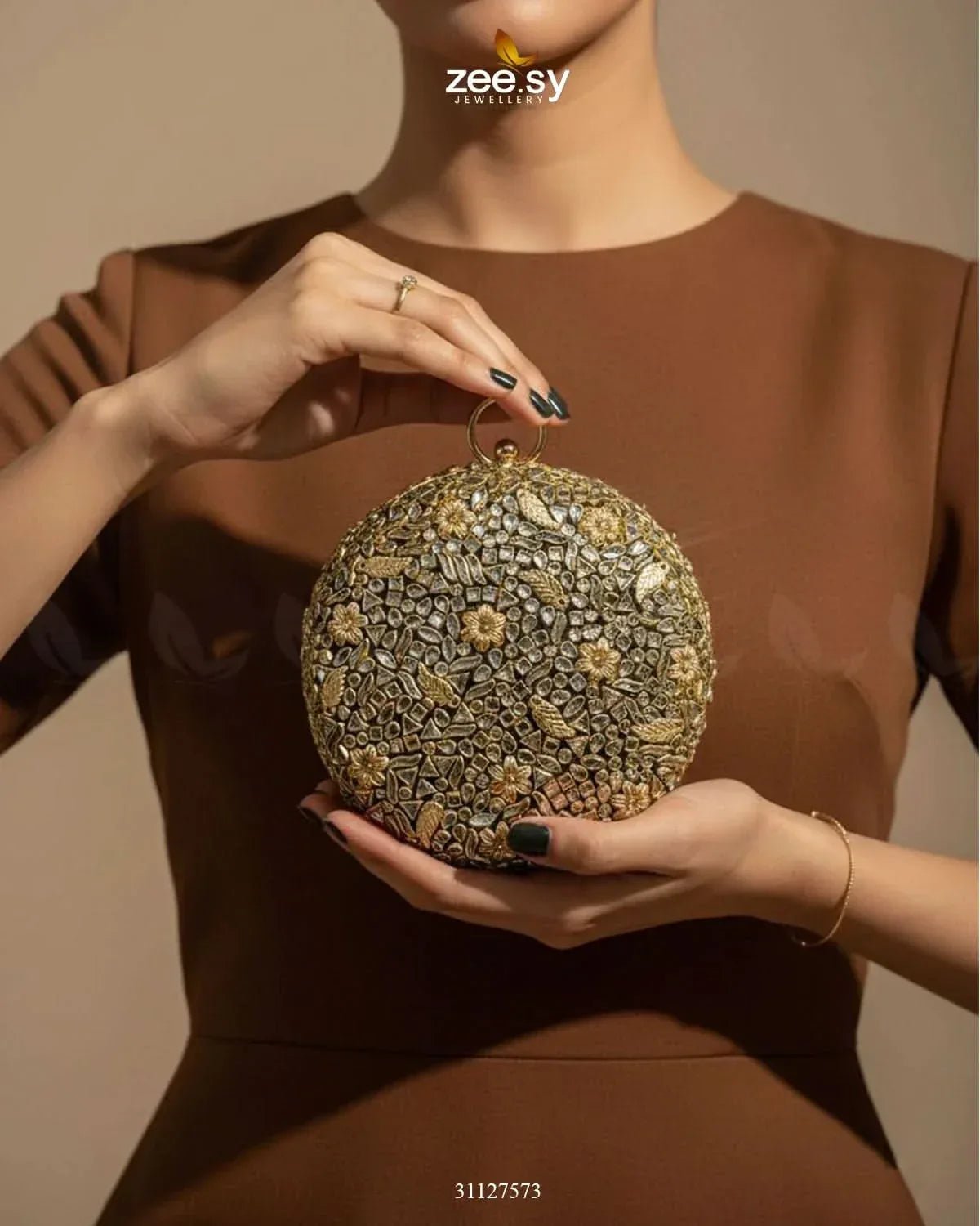 Royal Starburst Bloom Clutch Bag ACCESSORIES - Zeesy Jewellery Pakistan | Premium Artificial & Imitation Jewellery