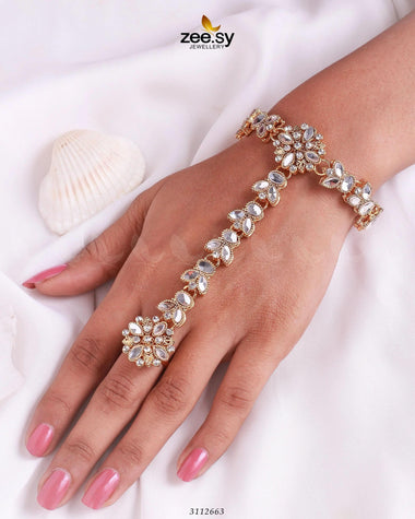 Elegant Anja Bracelet Golden White ACCESSORIES - Zeesy Jewellery Pakistan | Premium Artificial & Imitation Jewellery