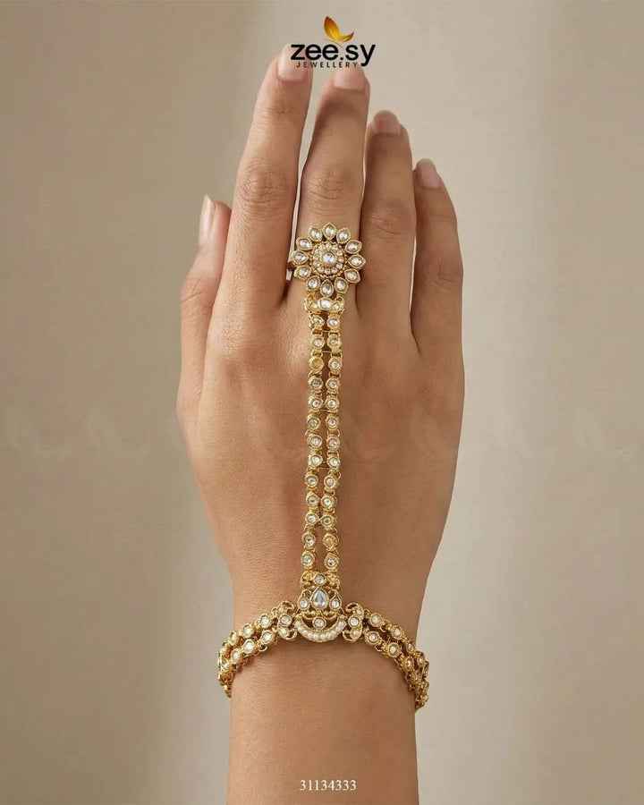 Zarmina Floral Kundan Anja Bracelet ACCESSORIES - Zeesy Jewellery Pakistan | Premium Artificial & Imitation Jewellery
