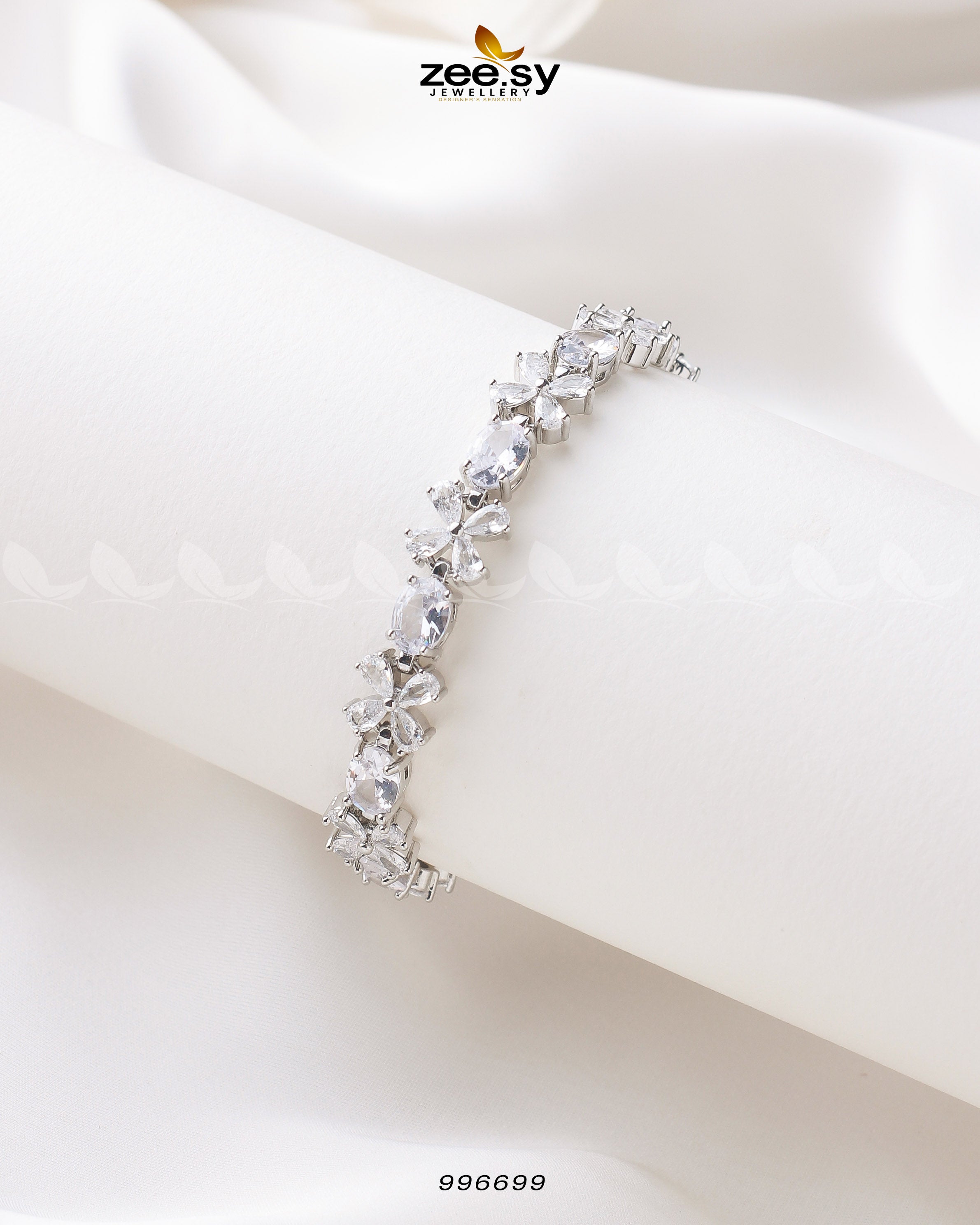 Lisianthus Bracelet