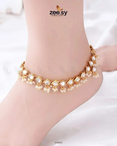 Anaika Anklet Golden white Anklets - Zeesy Jewellery Pakistan | Premium Artificial & Imitation Jewellery