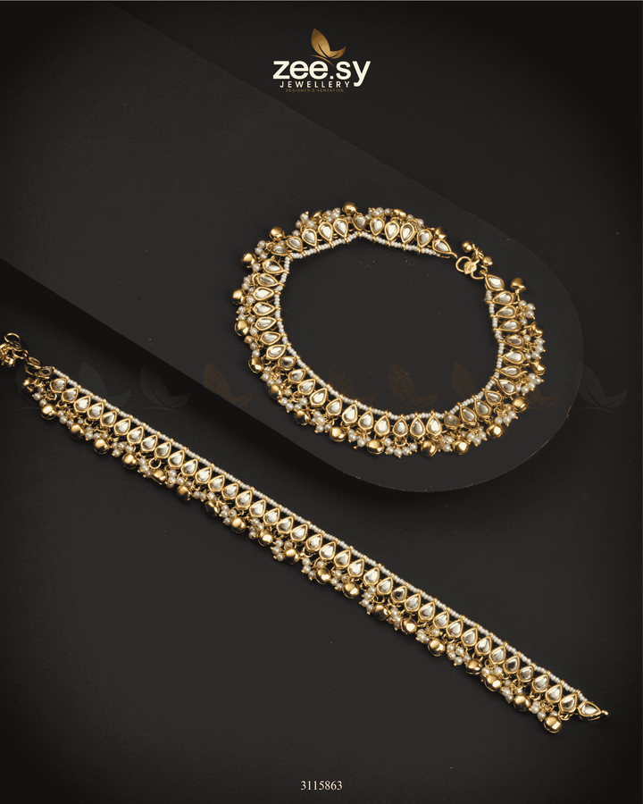 Fosco Anklets Golden White Anklets - Zeesy Jewellery Pakistan | Premium Artificial & Imitation Jewellery