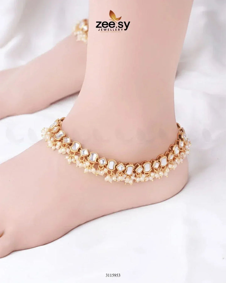 Malini Anklet Golden white Anklets - Zeesy Jewellery Pakistan | Premium Artificial & Imitation Jewellery