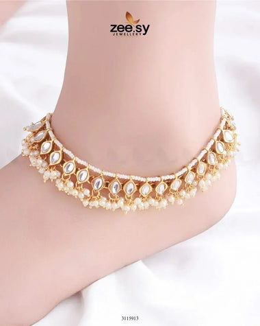 Demantoid Anklets Golden White Anklets - Zeesy Jewellery Pakistan | Premium Artificial & Imitation Jewellery