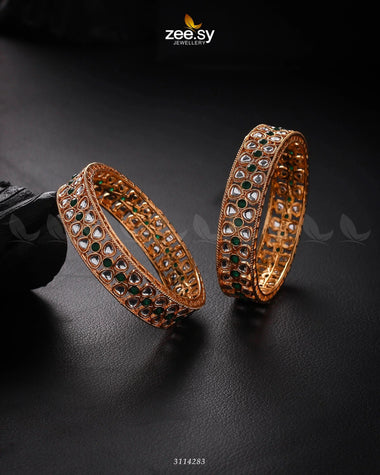 Selena Bangles Green 2*4 Bangles - Zeesy Jewellery Pakistan | Premium Artificial & Imitation Jewellery